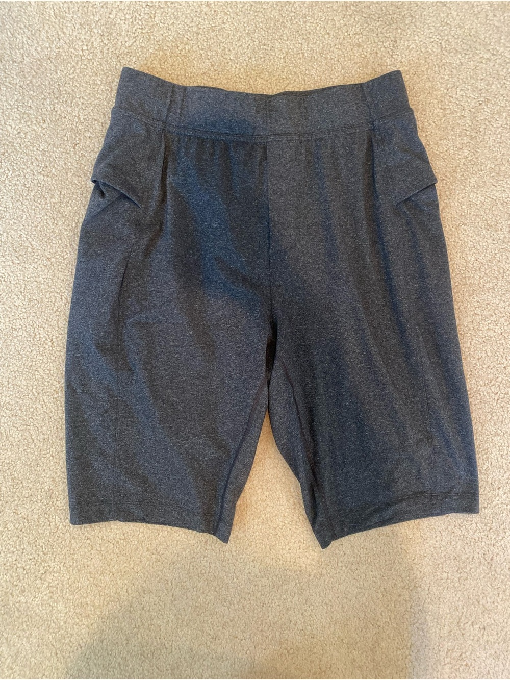 lululemon athletica Men's Gray Knit Athletic Shorts M Stretch Elastic Waist